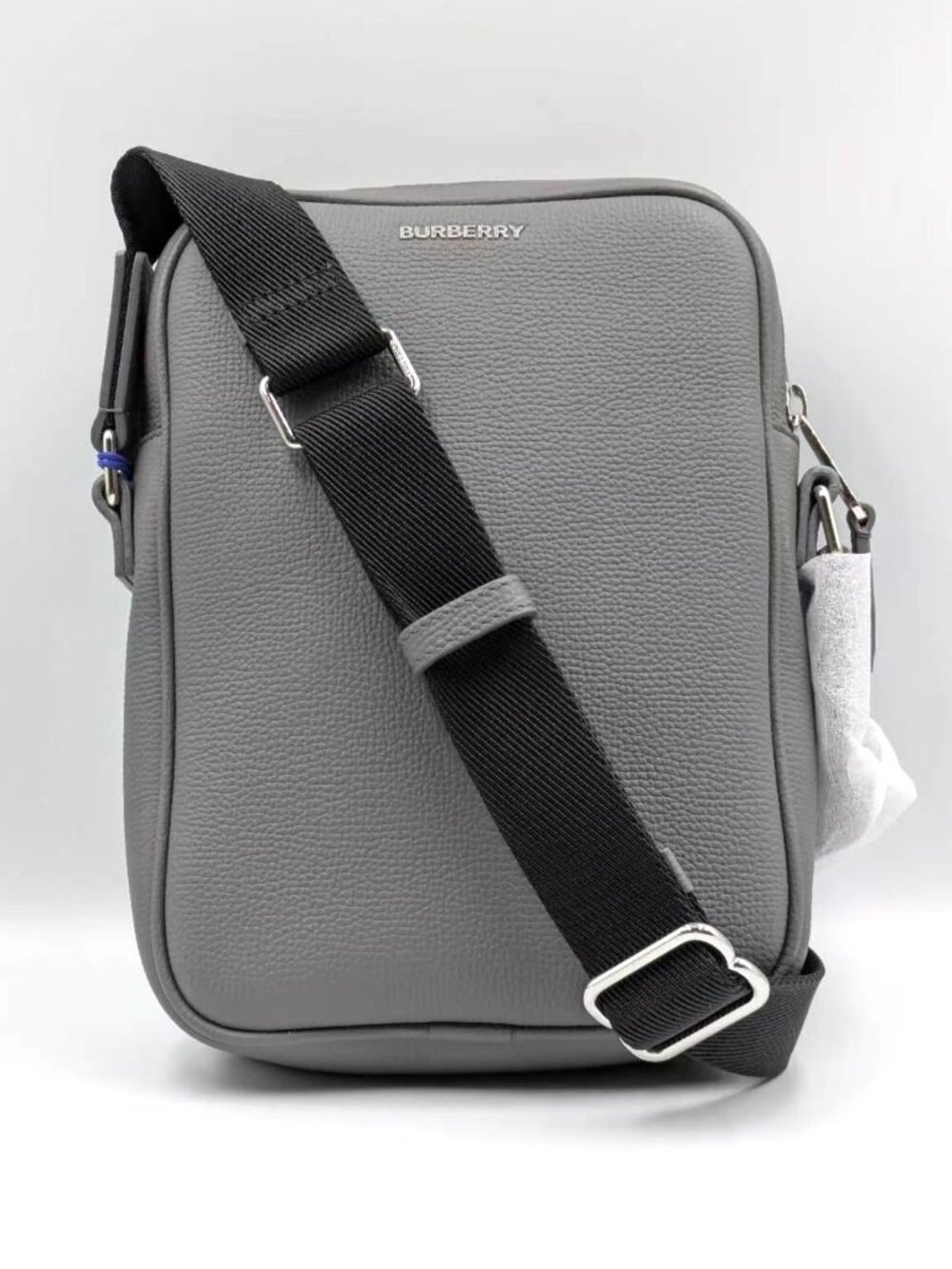 Burberry Logo-plated Grainy Leather Vertical Camera Bag Anthracite Grey